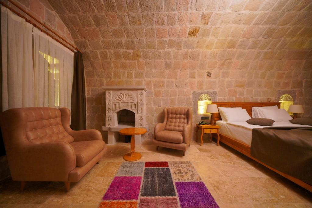 Galeri (En az 5 adet fotoğraf yüklemeniz gerekmektedir.)