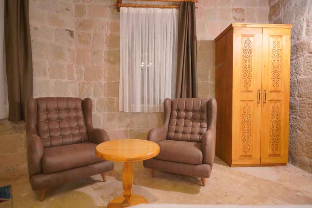 Galeri (En az 5 adet fotoğraf yüklemeniz gerekmektedir.)